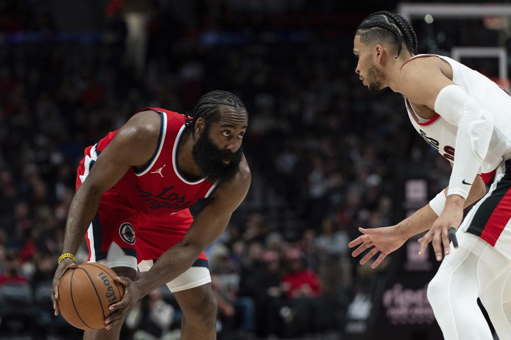 激烈竞争中 激烈竞争中